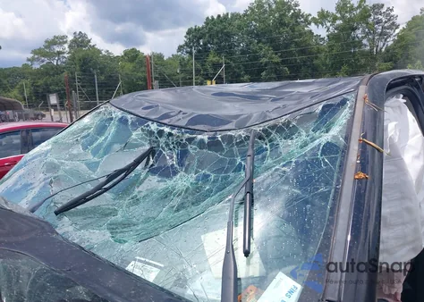 2018 Ram 1500 Express 4X2 5'7 Box из США, поврежденный, VIN 3C6RR6KT1JG137637